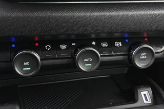 Citroen C4 X 1.2 Puretech 100 You Apple CarPlay Climate Control / 22