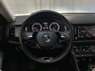 Skoda Kodiaq 1.5 TSI 150pk DSG Business Edition Panoramadak Camera Trekhaak Stoelverwarming / 22