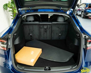 Tesla Model Y Long Range AWD 75 kWh / 27