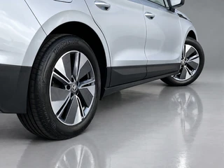 Škoda Enyaq iV 60 | 1e eigenaar | dealer onderhouden | navigatie | camera | sfeerverlichting | apple carplay | SOH 92% / 11