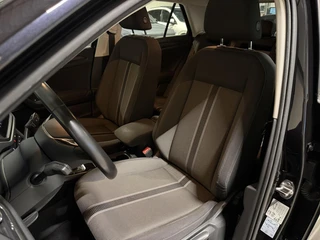 Volkswagen T-Roc 1.0 TSI Style Carplay Cruise Trekhaak NAP / 27