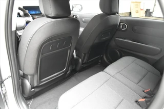 Hyundai Inster 49 kWh Evolve Sky + Winter en Tech pack / 13