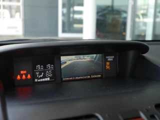 Subaru Forester 2.0 Luxury / 24