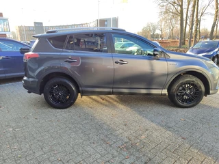 Toyota RAV4 2.5 HYBRID BLACK EDITION / 7