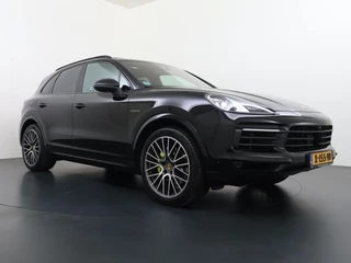 Porsche Cayenne 3.0 E-Hybrid Platinum Edition SOH 100%! 340kw | MEM. SEATS | Luchtvering | pano | stoelverwarming + verkoeling | 360 camera | Bose | sportchrono | mega knappe auto! | incl 12 mnd Bovag garantie | / 4