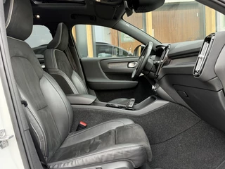 Volvo XC40 1.5 T5 Twin Engine R-Design | SOH 89% | Panoramadak | Camera | / 28