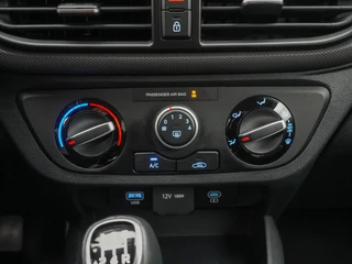 Hyundai i10 1.0 Comfort Smart 5p Private lease 339 pm! / 33