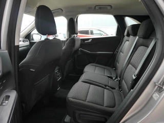 Ford Kuga 2.0 TDCi 150pk Titanium | Diesel | Trekhaak 1900kg | Navigatie | Climate control | Achteruitrijcamera | Cruise control | Keyless | Lichtmetalen velgen / 10