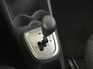 Toyota Aygo 1.0-12V Comfort Navigatie | 1e eigenaar | PDC / 12
