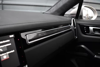 Porsche Cayenne Coupé 3.0 E-Hybrid Lightweight  | ACC | 22'' GT Design | Matrix PDLS+ | Carbon Dak | Luchtvering | 360 Camera | / 30