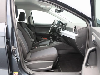 SEAT Ibiza 1.0 EcoTSI Style Plus | Cruise Control | Airco | Parkeersensoren |  CarPlay | 15 inch | 1.885 Km !! / 35