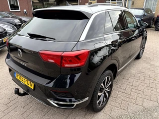 Volkswagen T-Roc 1.0 TSI Style  Camera, App Connect, Elek.Achterklep, Trekhaak / 22