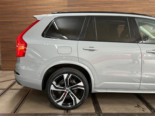 Volvo XC90 2.0 T8 Plug-in AWD Ultra Dark | Massage | Luchtvering | 22Inch | 7-Pers. | Pano |360°|H & K |Head-Up|Elektr Trekhaak / 21