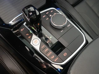 BMW X3 xDrive30e M-Sport Panoramadak | Harman Kardon | Elektr. Trekhaak / 20