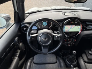 MINI 5-deurs 1.5 Cooper 136pk Bns.Edition 5-drs. NAVI/CARPLAY/CLIMA/CRUISE/PDC/LED / 2