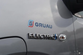 Toyota PROACE Electric Verso LONG EXTRA RANGE DYNAMIC 75KWH 8-PERSOONS ROLSTOELAUTO VERLAAGD-INBOUW-OPRIJPLAAT 2x SCHUIFDEUR / 30