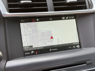 DS DS 4 BWJ 2017 1.2 131 PK Chic  | CLIMA | CRUISE | NAVI | CAMERA | APPLE CARP. | LEDER-ALCANTARA | PRIV. GLASS | MULTIFUNCT. STUUR / 24