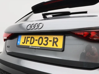 Audi A3 Sportback 45 TFSi e 272 Pk S-Line Competition / 18
