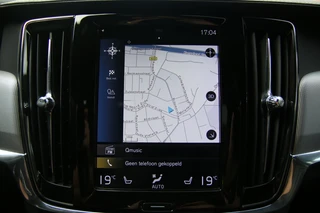 Volvo V90 2.0 T4 R Design Pano | Trekhaak | Apple carplay | Pilot assist | / 12