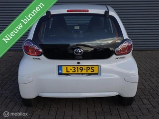 Toyota Aygo 1.0 VVT-i Aspiration / 10