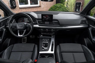 Audi Q5 2.0 TFSI Quattro Sport S Line Edition 252 PK Aut. Pano Stoelverwarming Xenon 19'' / 10