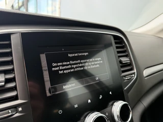 Renault Megane E-Tech Estate BWJ 2022 1.6 160 PK E-Tech Plug-In Hybrid 160 Zen NW APK FULL LED | CARPLAY + ANDROID | DAB + | NAVI | CLIMA | CRUISE | LMV | PDC / 24