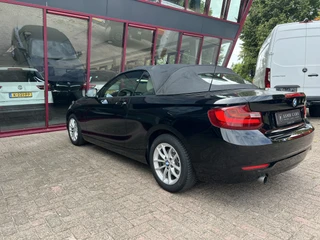 BMW 2 Serie Cabrio 220i  | NL auto | 2e eigenaar | PDC | Navi | Leder | Stoelverw. | / 6