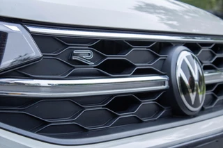 Volkswagen Taigo 1.0 TSI R-Line|Camera|Carplay|Adaptive Cruise / 10