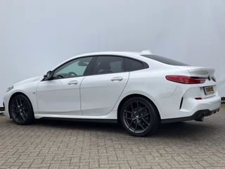BMW 2 Serie Gran Coupé 218i M Sport Edition Pano.dak HUD Stoelverw. Carplay Alpinweiß DAB LED / 56