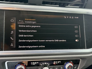 Audi Q3 35 TFSI Advanced edition  | Automaat | LED | Sportstoelen | DAB | Navi | Bluetooth | Stoelverwarming | Virtual Cockpit / 29