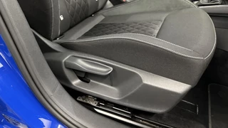 Skoda Scala 1.0 TSI Sport Business LM CRUISE CARPLAY ECC. / 20