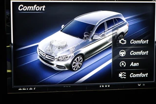 Mercedes-Benz C-Class Estate 200 Premium Plus / 42