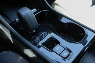 Volvo XC40 1.5 T4 PHEV Plus Dark Camera|Memory|R-Design pack / 37