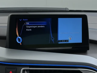 BMW i8 1.5 / 32