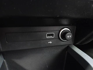 Skoda Fabia Combi 1.0 TSI Active Launch NAVI-APP/AIRCO/CRUISE/TREKHAAK! / 13