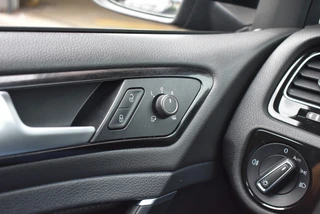 Volkswagen Golf 2.0 TSI 4MOTION R / 1e LAK VOL OPTIES / MAXTON / PANO / DYN / VIRTUAL COCKPIT / 38