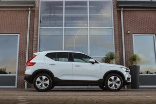 Volvo XC40 1.5 T3 Momentum Pro | 1e eigenaar | NL auto | Inc btw | Cruise control | Climate control | LED | Navigatie | Bluetooth | 18 inch | Trekhaak | Half leer | 163 pk / 8