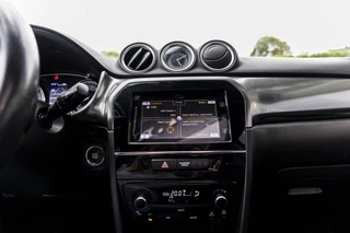 Suzuki Vitara 1.4 Boosterjet Select  | Pano | Trekhaak | Carplay / 29