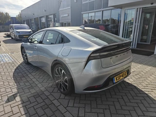 Toyota Prius 2.0 Plug-in Hybrid 220 PARK-SENSOREN BLIND-SPOT KEYLESS STOEL/STUURVERW CAMERA APPLE/ANDROID DAB+ LM-VELGEN AD-CRUISE ELEK-ACHTERKLEP / 10