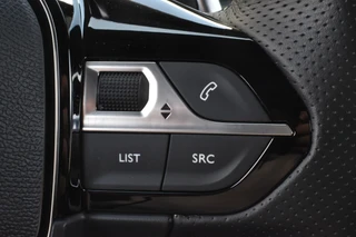 Peugeot 2008 Hybrid 145 EAT8 GT  | Automaat | Navigatie | Airco | Parkeerhulp | / 17