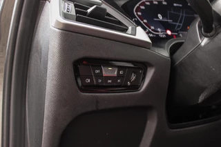 BMW 3-serie Touring 330e High Executive | 1e eigenaar | BTW auto | M-sport stuur | HiFi audio | Sportstoelen | Cruise control adaptief | Grootlichtassistent | Active Guard Plus / 39