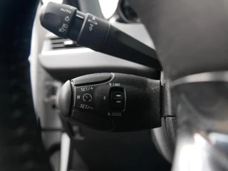 Peugeot 208 1.2 PureTech Signature Nieuwe Riem| Carplay| Stoelverwarming / 18
