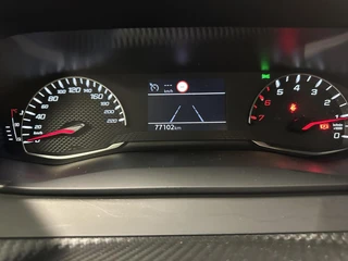 Peugeot 208 1.2 PureTech Active Pack CRUISE NAVIGATIE CARPLAY LM. / 28