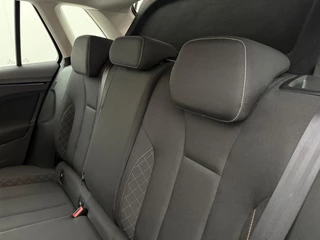 Skoda Kamiq 1.0 TSI Business Edition Automaat | Trekhaak | Camera | Apple CarPlay | Stoelverwarming | Lane Assist / 11