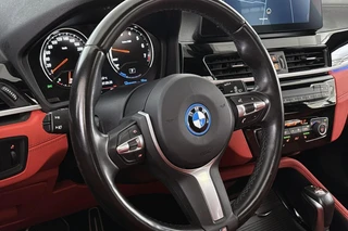 BMW X2 xDrive25e High Executive M Sport Panoramadak Keyless Rood Leder / 13