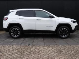 Jeep Compass 4xe 240 Plug-in Hybrid Electric Trailhawk 4WD  | CAMERA |LEDER | NAVi | LMV | PDC | ELECTR VERSTELB STOELEN MET MEMORY / 5