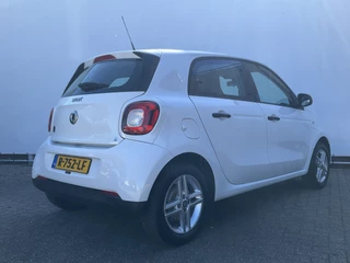 smart Forfour EQ Soh 96% 1Eig Clima Cruise toerenteller Essential 22kw-boordlader met fastcharge functie / 11