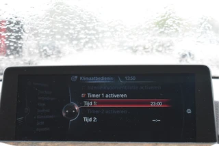 BMW 3 Serie Touring 320i xDrive High Executive M 184 pk  | Vol | HUD | Elekt.haak | Keyless | Open dak | Camera | LED/Xenon | LM-Velgen 19" / 55