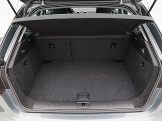 Audi A3 Sportback 30 TFSi 115 Pk Automaat Sport Lease Edition | Cruise Control | Navigatie | Led Koplampen | Sportstoelen | 17 Inch | 86.733 Km!! / 18