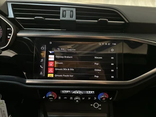Audi Q3 Sportback 40 TFSI Quattro S Edition Panoramadak Leder Sfeerverlichting Stoelverwarming DAB+ / 24